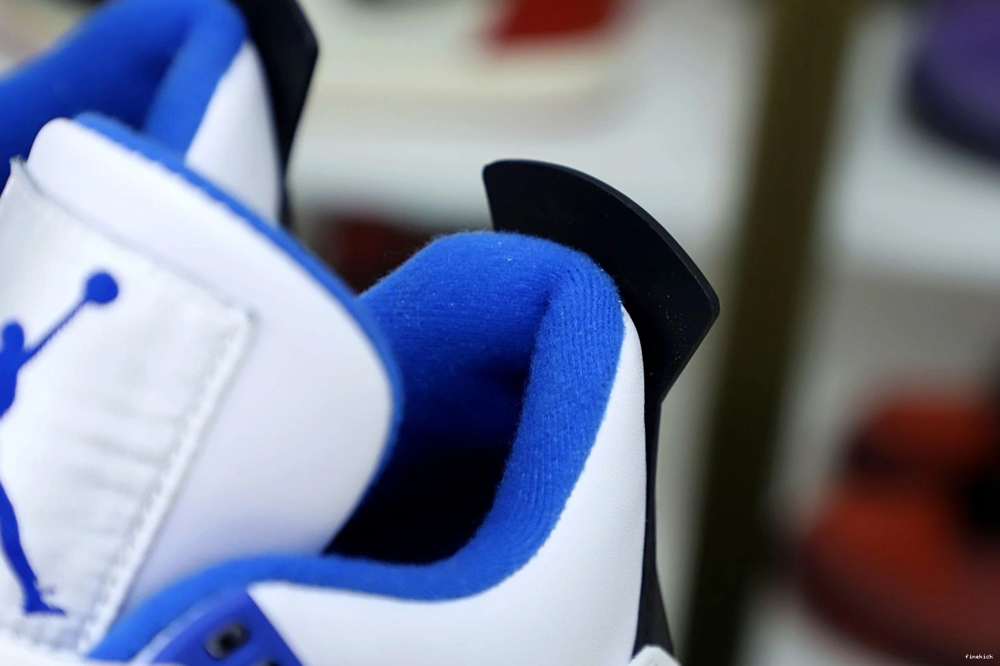 4 JORDAN MOTORSPORTS RETRO AIR 0123